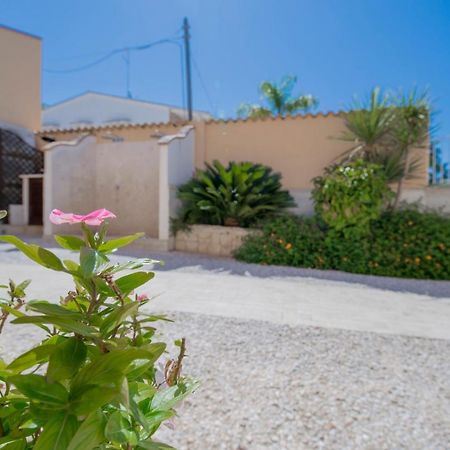 Villa Sajonara Elvira Fontane Bianche Kültér fotó